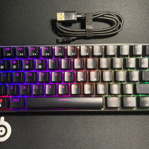 GK61 RGB 키보드