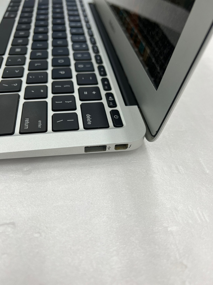 맥북에어 11 2011 A1370 i5 CPU Mac 이미지