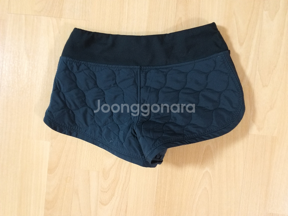 여성 노스페이스 런닝 핫팬츠 (스판26)--3