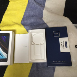 아이폰SE 2세대 화이트 64기가 s급 팝니다