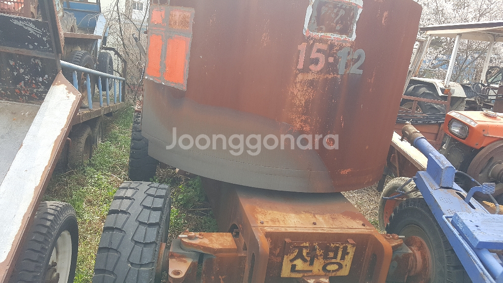 대형 엔진 굴절 고소작업차 팝니다--2
