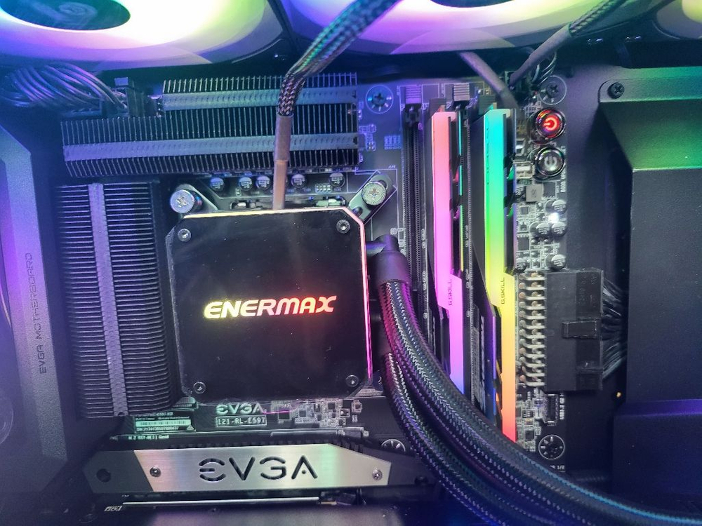 고사양 게이밍컴퓨터 i9 11900 반본체--2