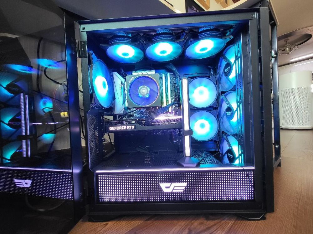 (개인) 튜닝 게이밍컴퓨터 5600x rx6700xt--1