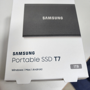 삼성 1tb ssd 미개봉품 판매합니다.