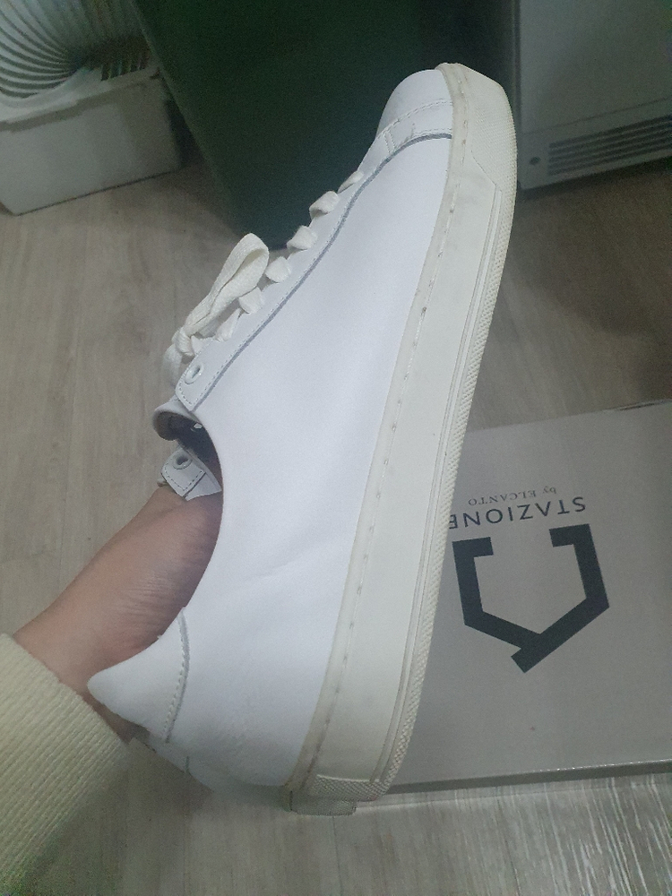 남성 화이트 스니커즈--7