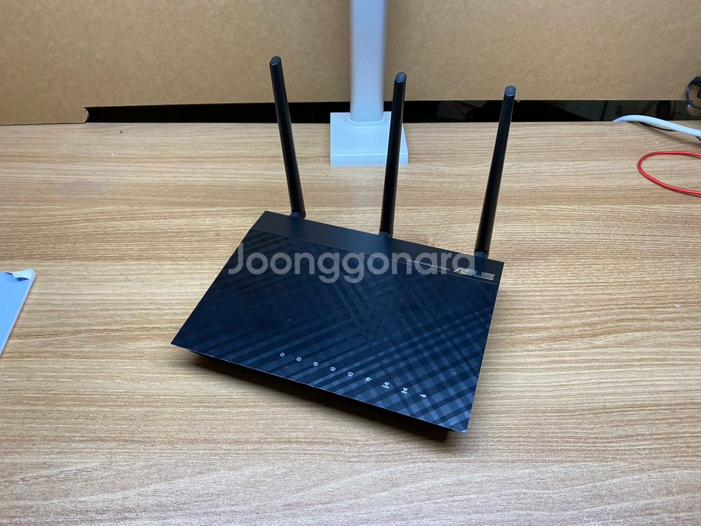 ASUS RT-N66R--0