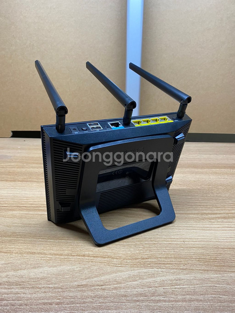 ASUS RT-N66R--2