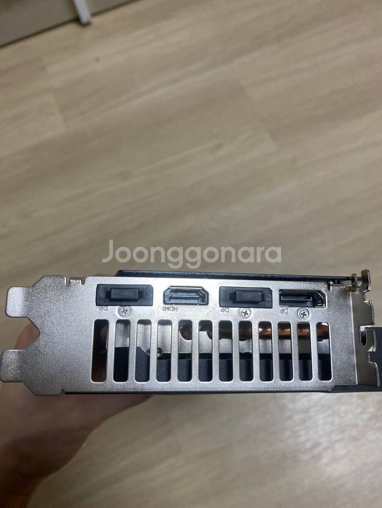 그래픽카드 라데온 6700xtb 팝니다--4