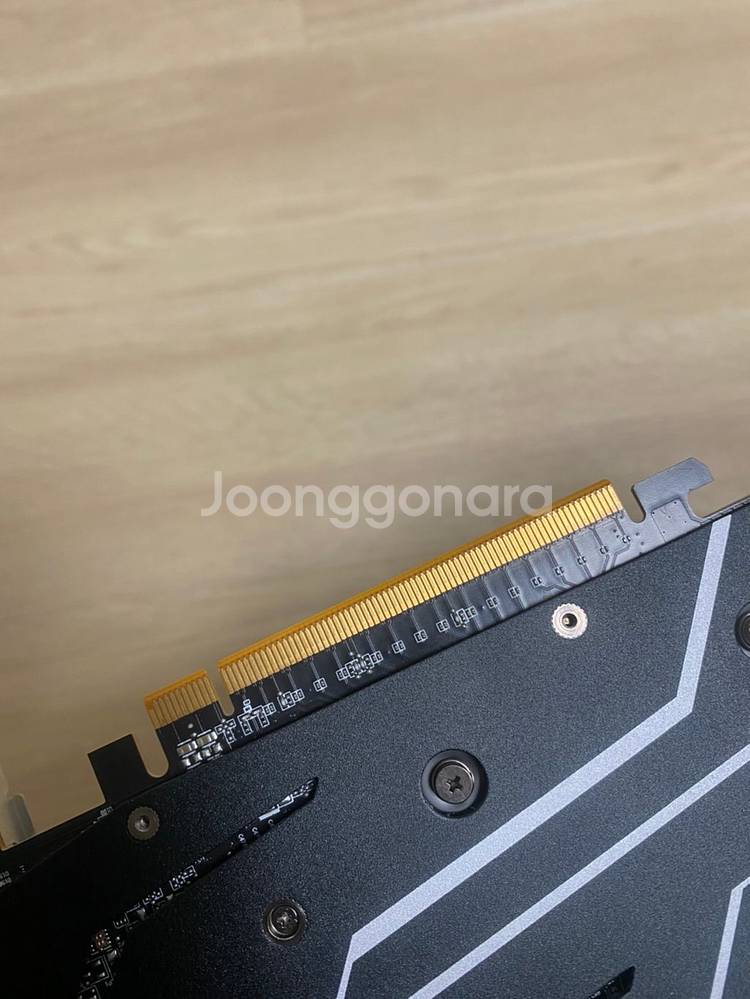 그래픽카드 라데온 6700xtb 팝니다--3