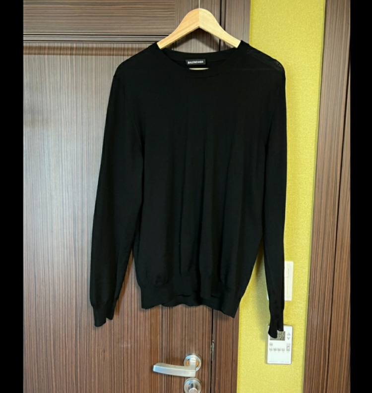 발렌시아가 백로고 니트--1