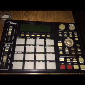 mpc 1000 black