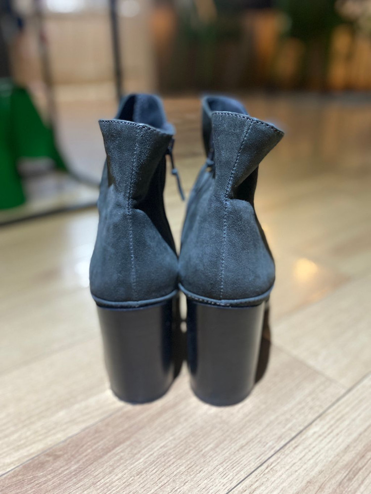 스튜어트와이츠먼 앵클부츠 스웨이드 38--2