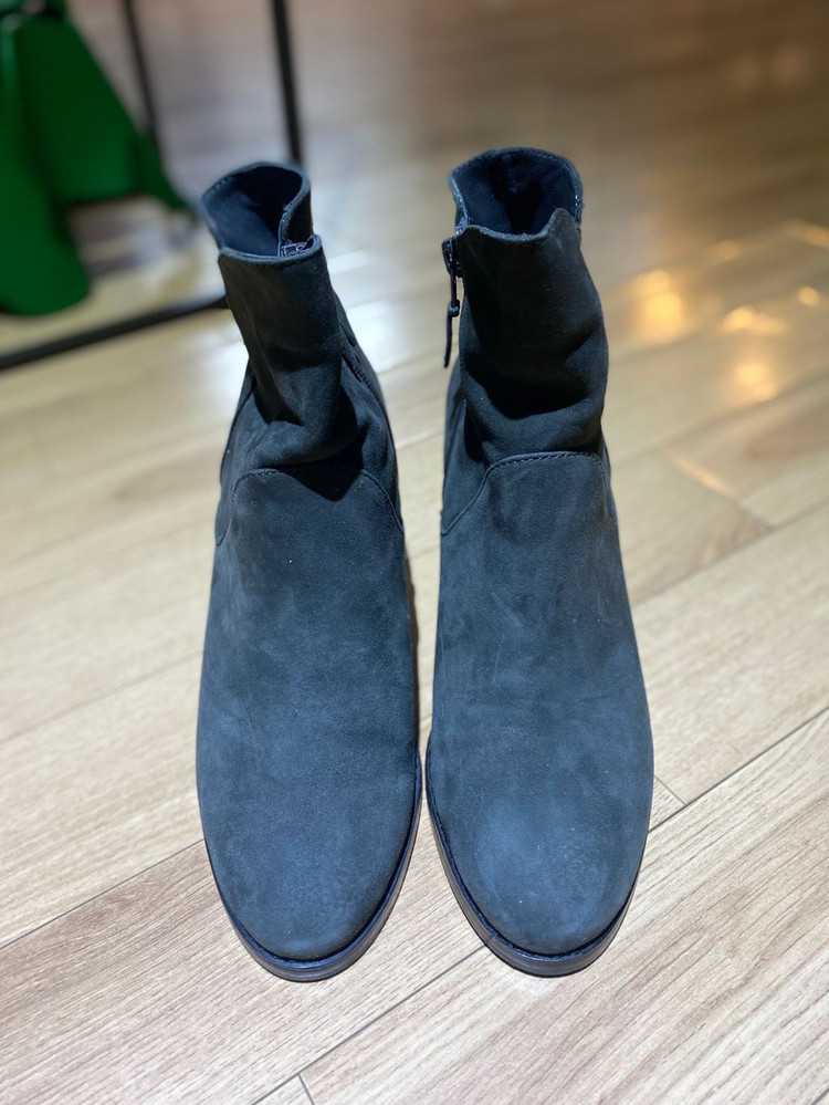 스튜어트와이츠먼 앵클부츠 스웨이드 38--0