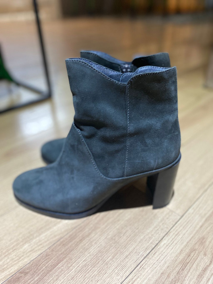 스튜어트와이츠먼 앵클부츠 스웨이드 38--3