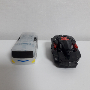 터닝메카드 데스퍼, 버키 일괄