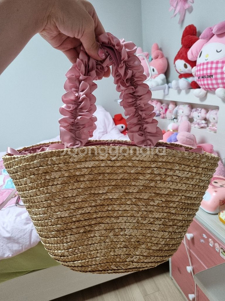 무배)일본 매종드 플뢰르의 라탄 가방 판매 합니다--1