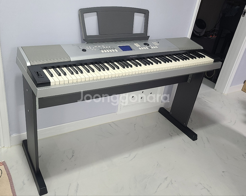 야마하키보드(DGX-520)--1
