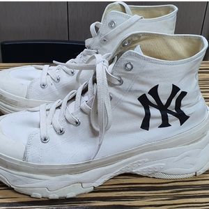 MLB 청키하이 290 아이보리 팝니다.