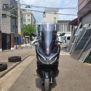 1인신조))배달세팅 20년식 더뉴 pcx125 팝니다.