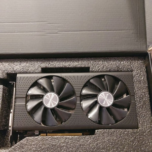 그래픽카드 사파이어 라데온RX570 4G판매합니다.
