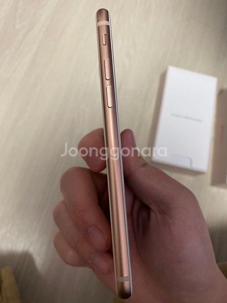 아이폰8 64 무음--2