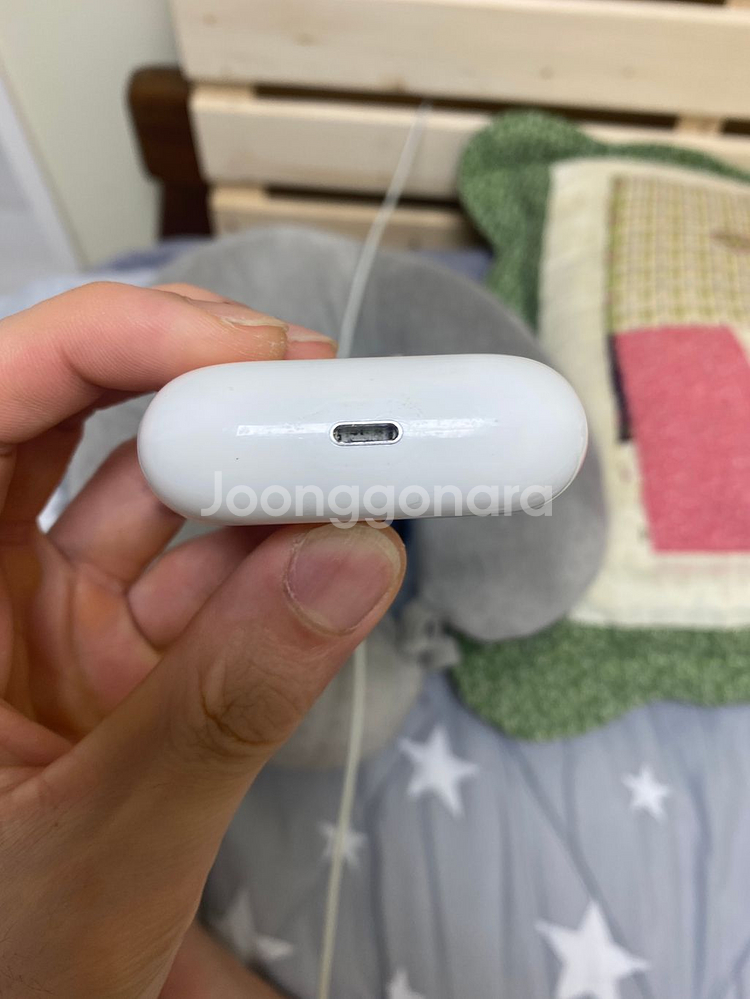 에어팟프로 본체--2