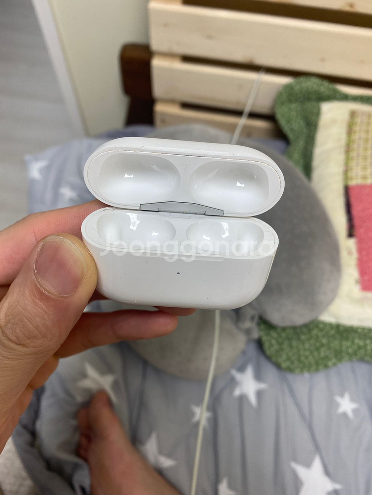 에어팟프로 본체--3