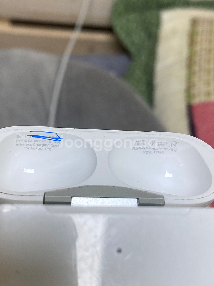 에어팟프로 본체--4