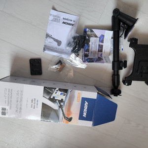 ARKON 차량용 태블릿 거치대 TAB-CM117