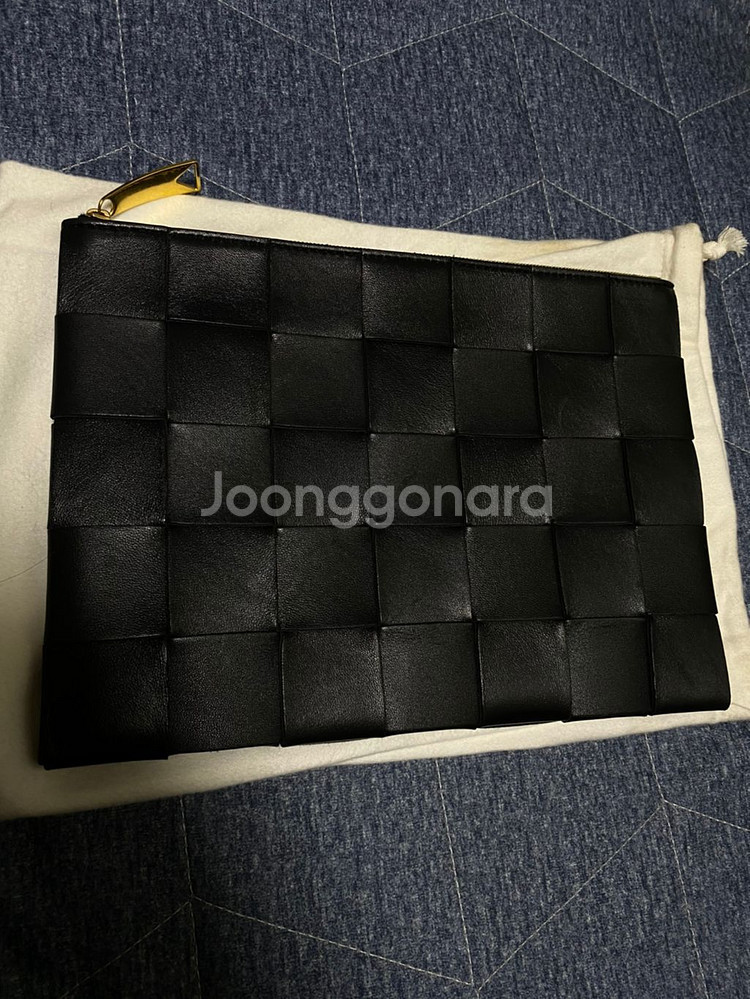 (새상품급/필웨이구매) 보테가베네타 클러치--2