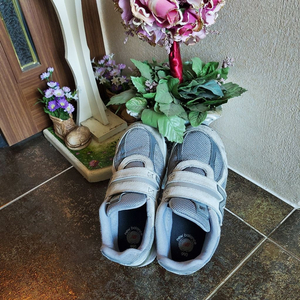 뉴발란스키즈210