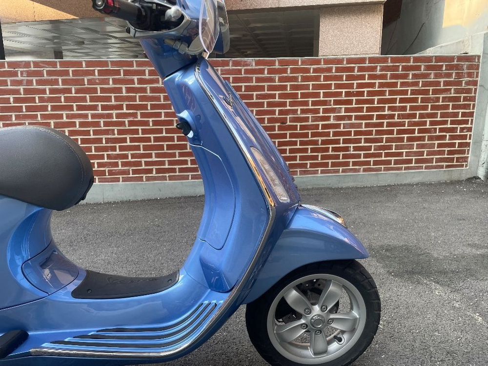 서울) 베스파 프리마베라125 하늘색 15년형 2015--6