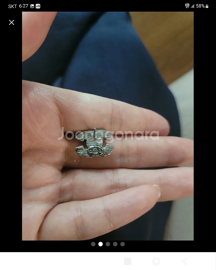 정품 샤넬귀걸이한짝--1