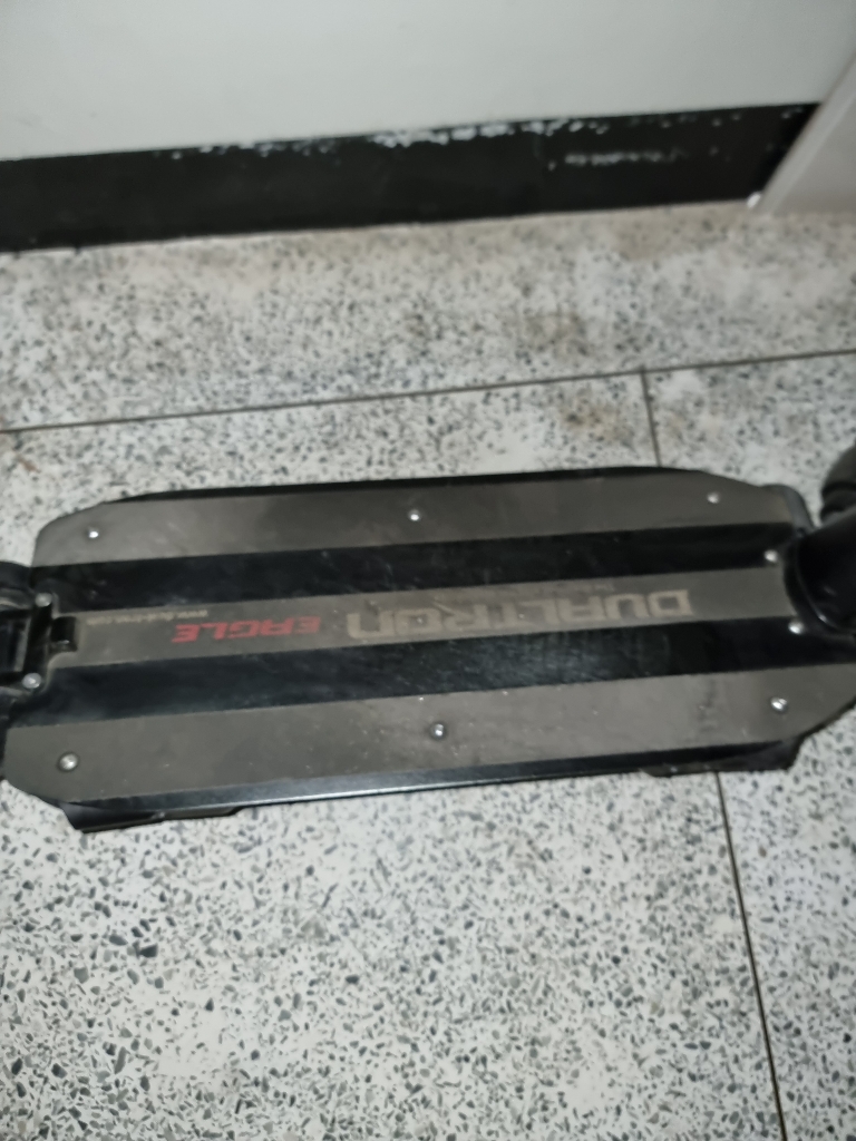 듀얼트론이글+15ah 주행용 보조배터리로 슈퍼살롱 구함 | 중고나라 - 안심되는 중고거래