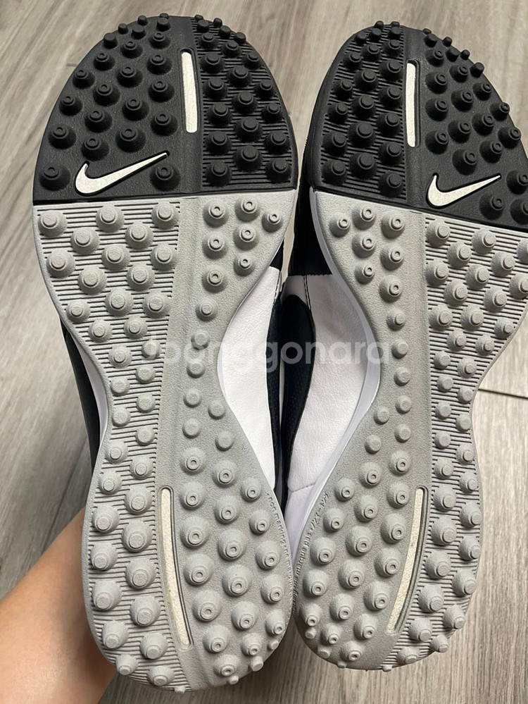 나이키 티엠포 레거시 tf--5