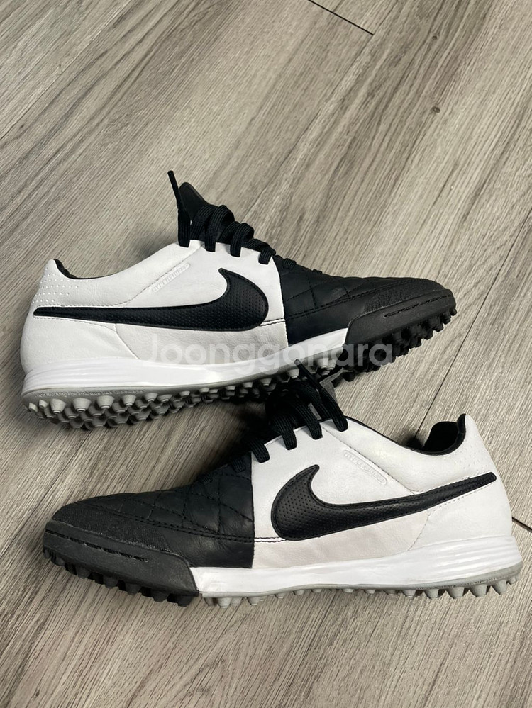 나이키 티엠포 레거시 tf--1