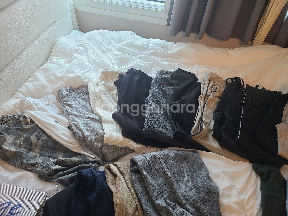 집에살다 혼자살게되어 옷정리하며 다넘깁니다--2