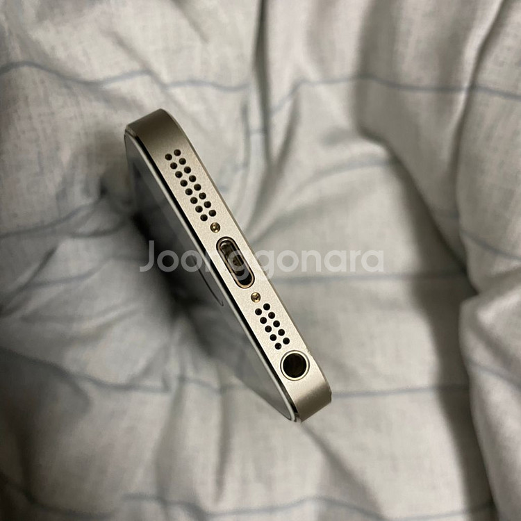 아이폰5s실버(32기가)--2