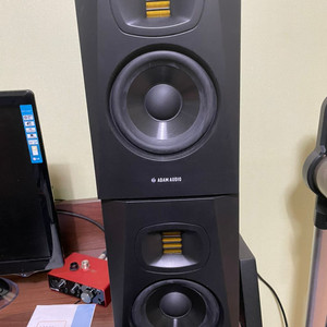 Adam t5v 판매합니다