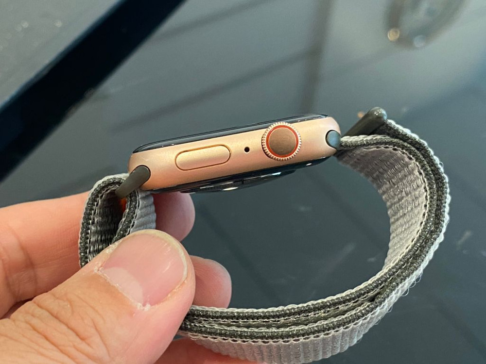 애플워치4 44mm 셀룰러--5