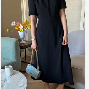 라밤바룸 캐리 우먼 블랙 드레스