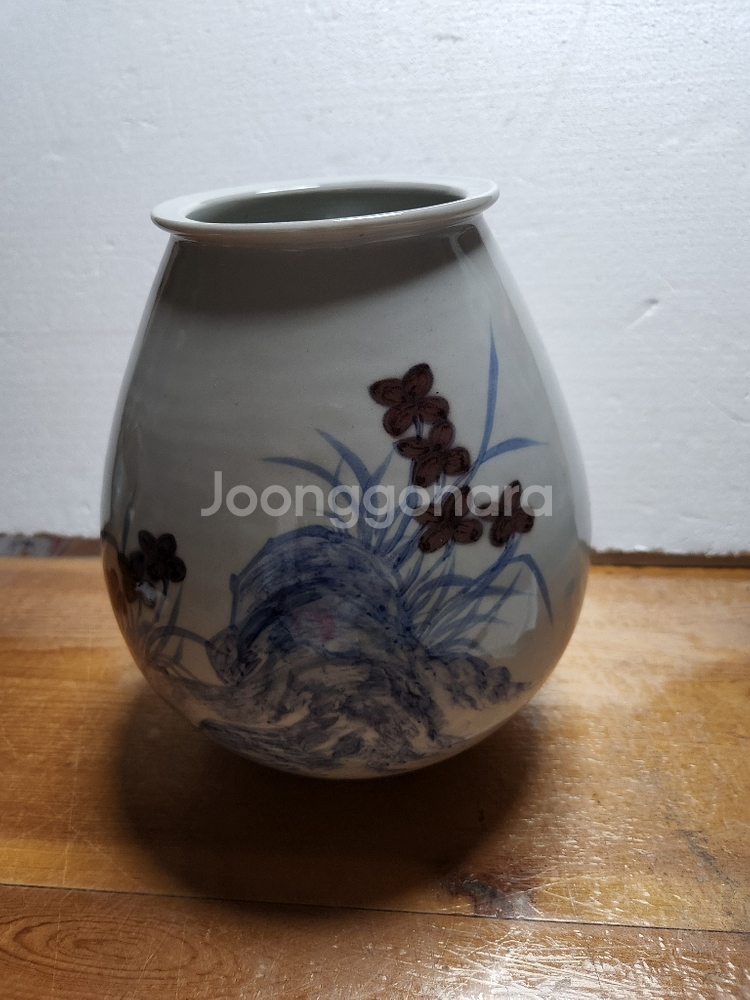 청화백자 괴석 난초문--5