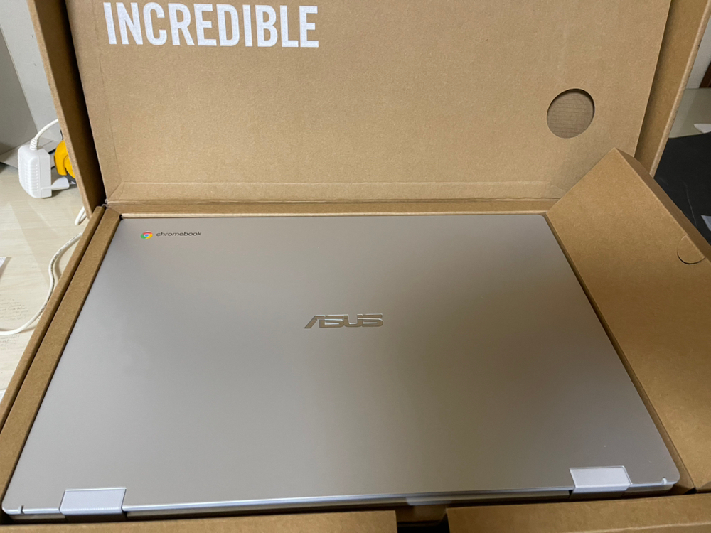 asus크롬북 17.3인치(노트북) 풀박스--2