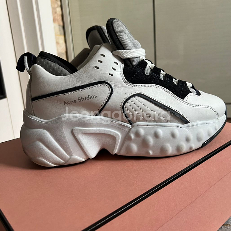 아크네스튜디오 맨하탄 36--1