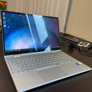 HP ENVY x360 15인치 OLED 태블릿2in1