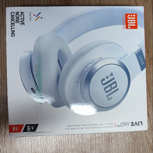 jbl 블루투스 헤드폰(jbl live 660nc)