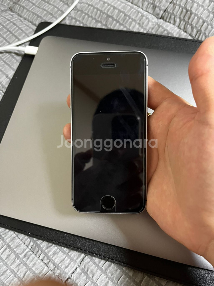아이폰se1세대 스그128g--0
