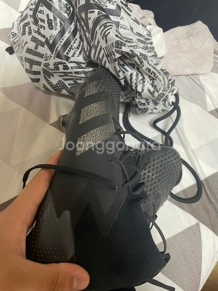 아디다스 프레데터 뮤테이터--2