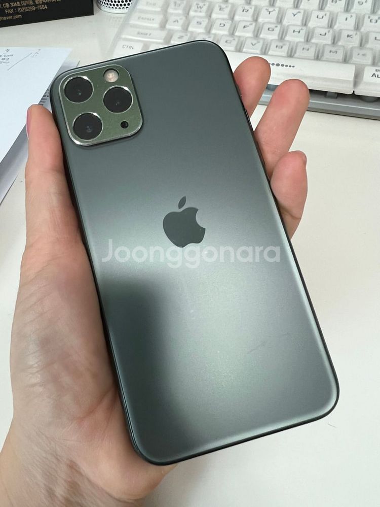 아이폰11pro 64기가 팝니다--5