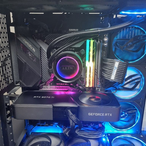 3070ti FE 국내 정발 그래픽카드 팝니다.